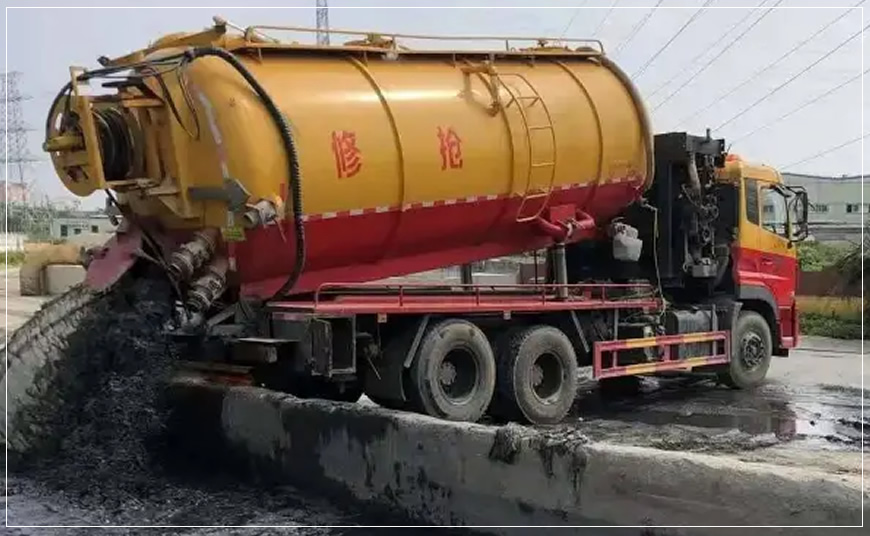 资中沉淀池清理案例